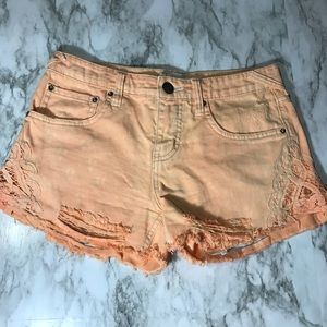 Free people orange distressed shorts lace size 25